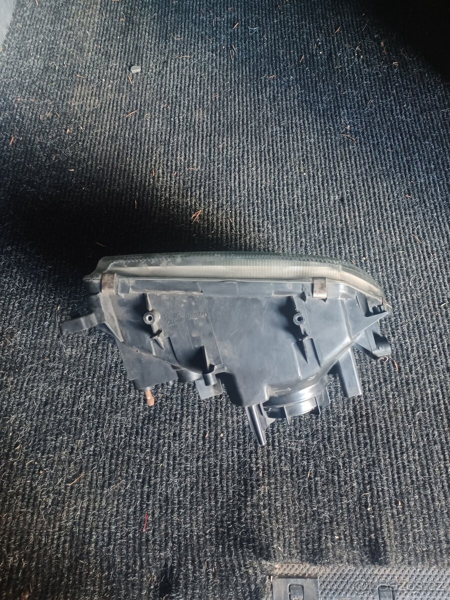 Světla Nissan Patrol - 4