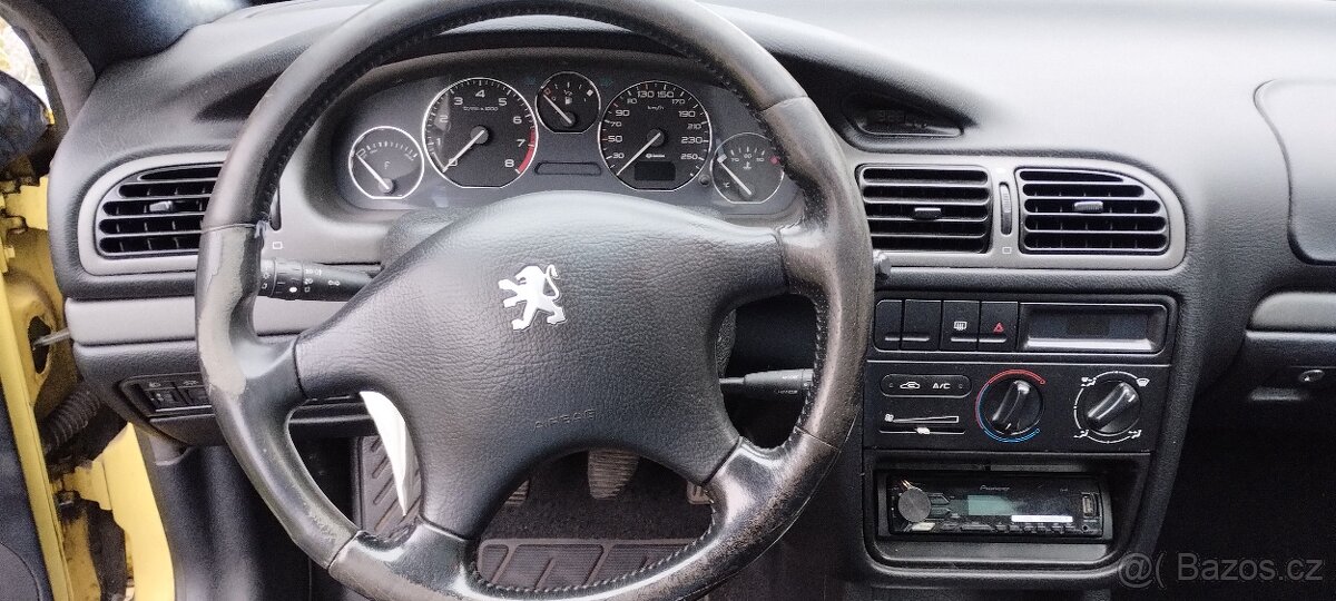 Peugeot 406 coupe - 4