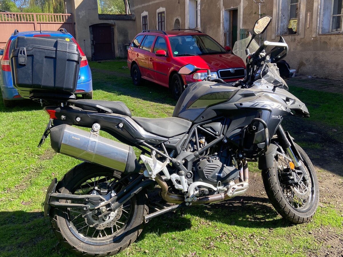 Benelli TRK 502X