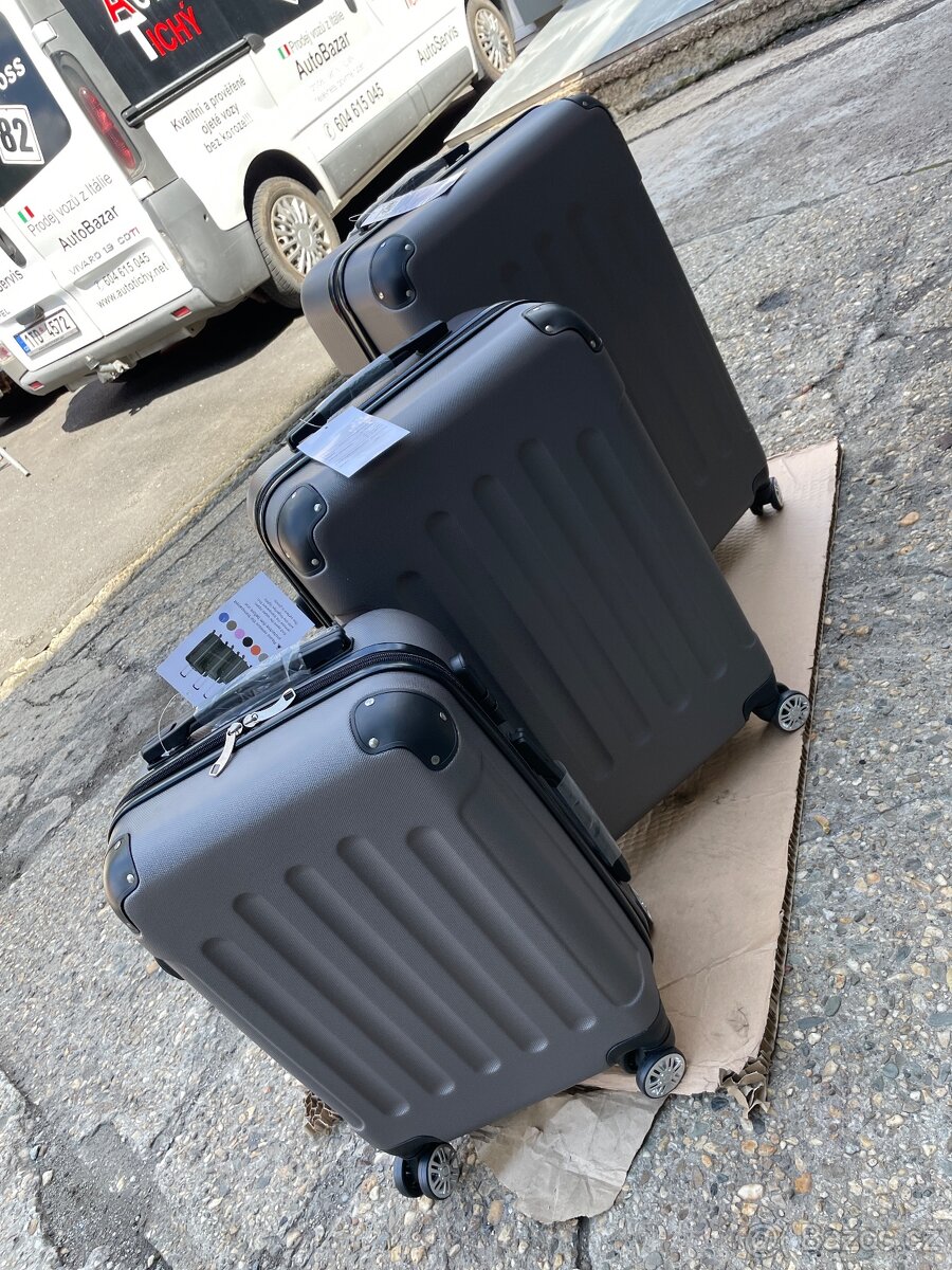 Sada cestovních kufrů - 4