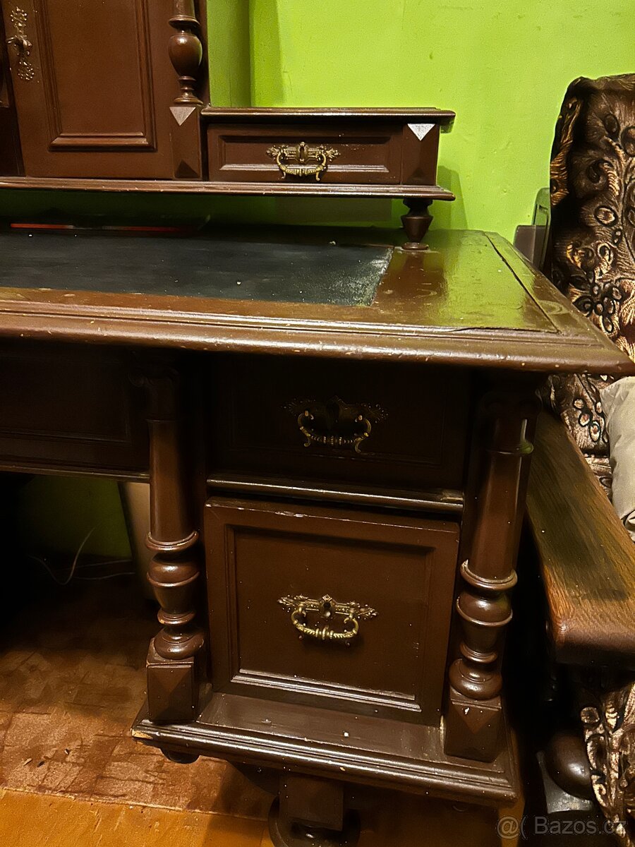 Starožitný stůl - 4