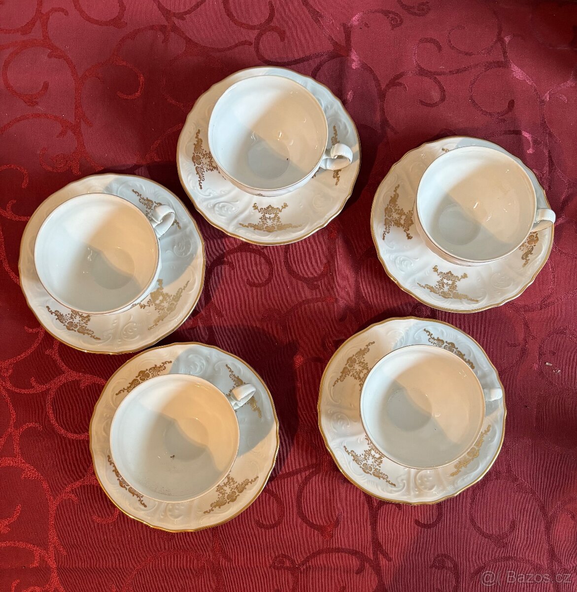 Sada porcelánového nádobí - 4