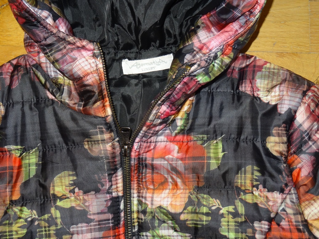 dívčí vzorovaná zimní bunda vel. XS - 4