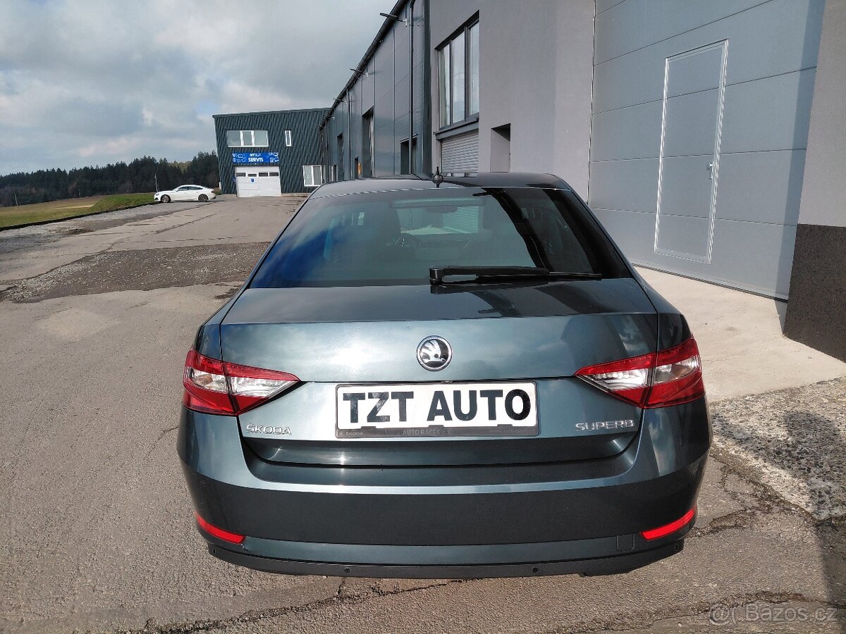 SUPERB III 2.0TDi, r.17 210000km, po rozvodech, NAVI, MANUÁL - 4