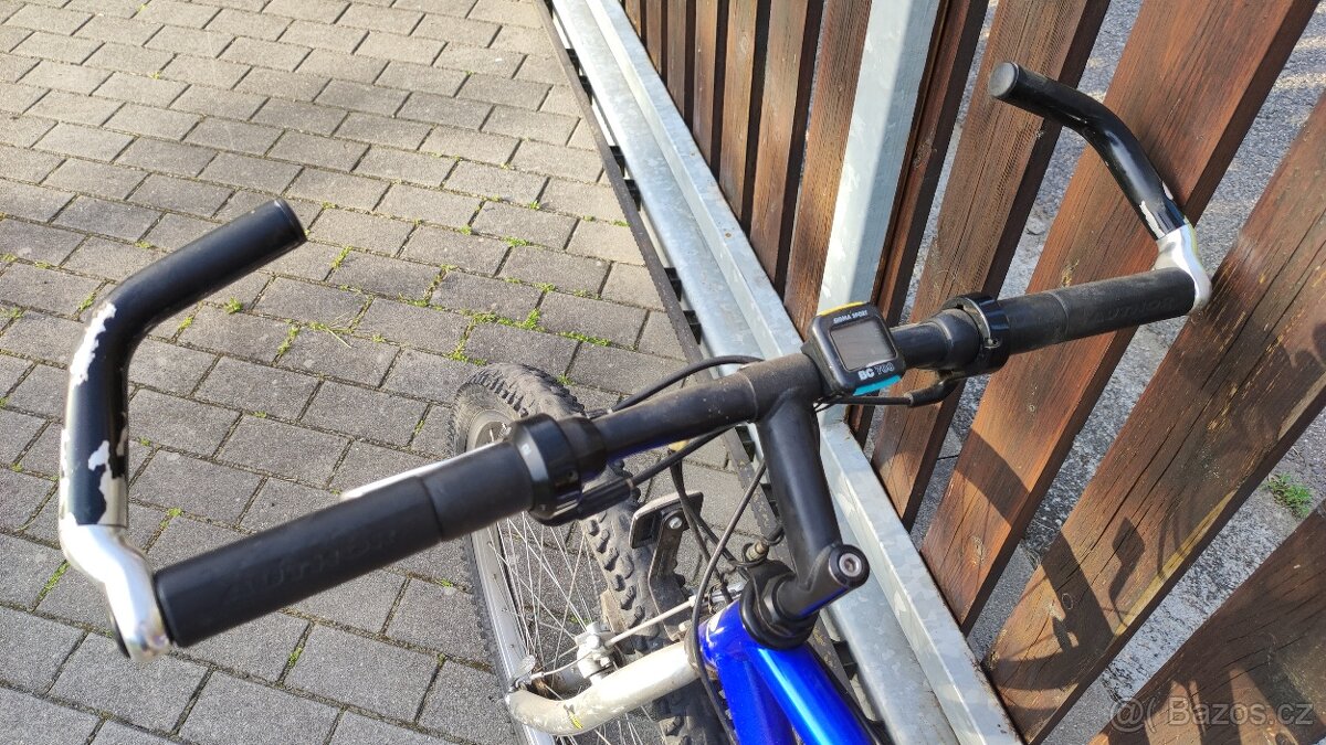 Prodám starší horské kolo author - 4