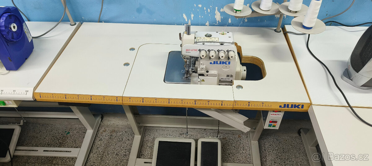 Průmyslový 4 nitny overlock JUKI MO-6714s - 4