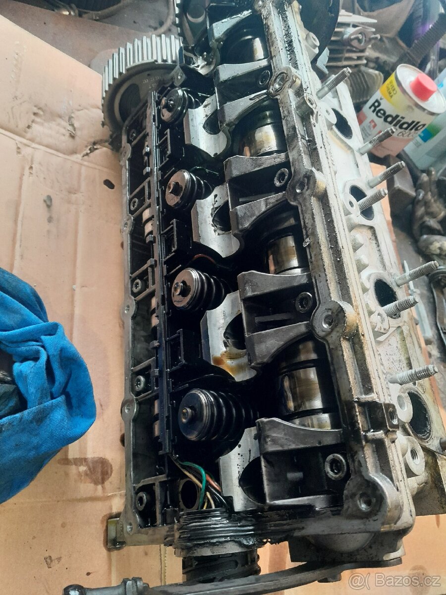 Hlava motoru azv - 4
