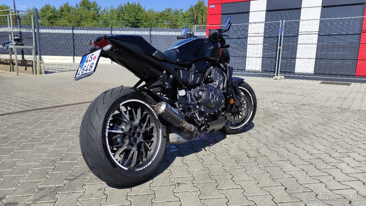 Honda CB 1000 R Black Edition - 4