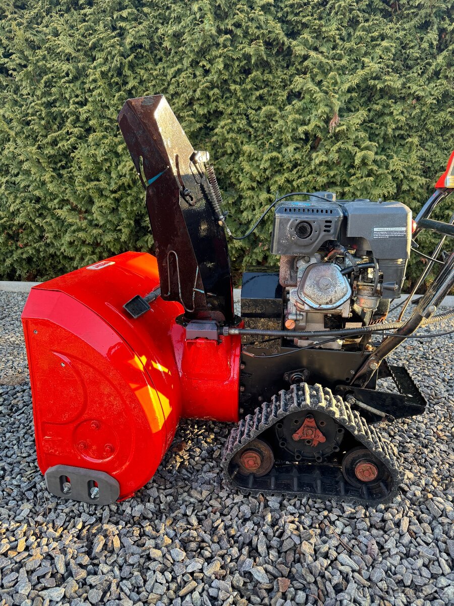 Prodám sněhovou frézu - HECHT 9930TD - 4