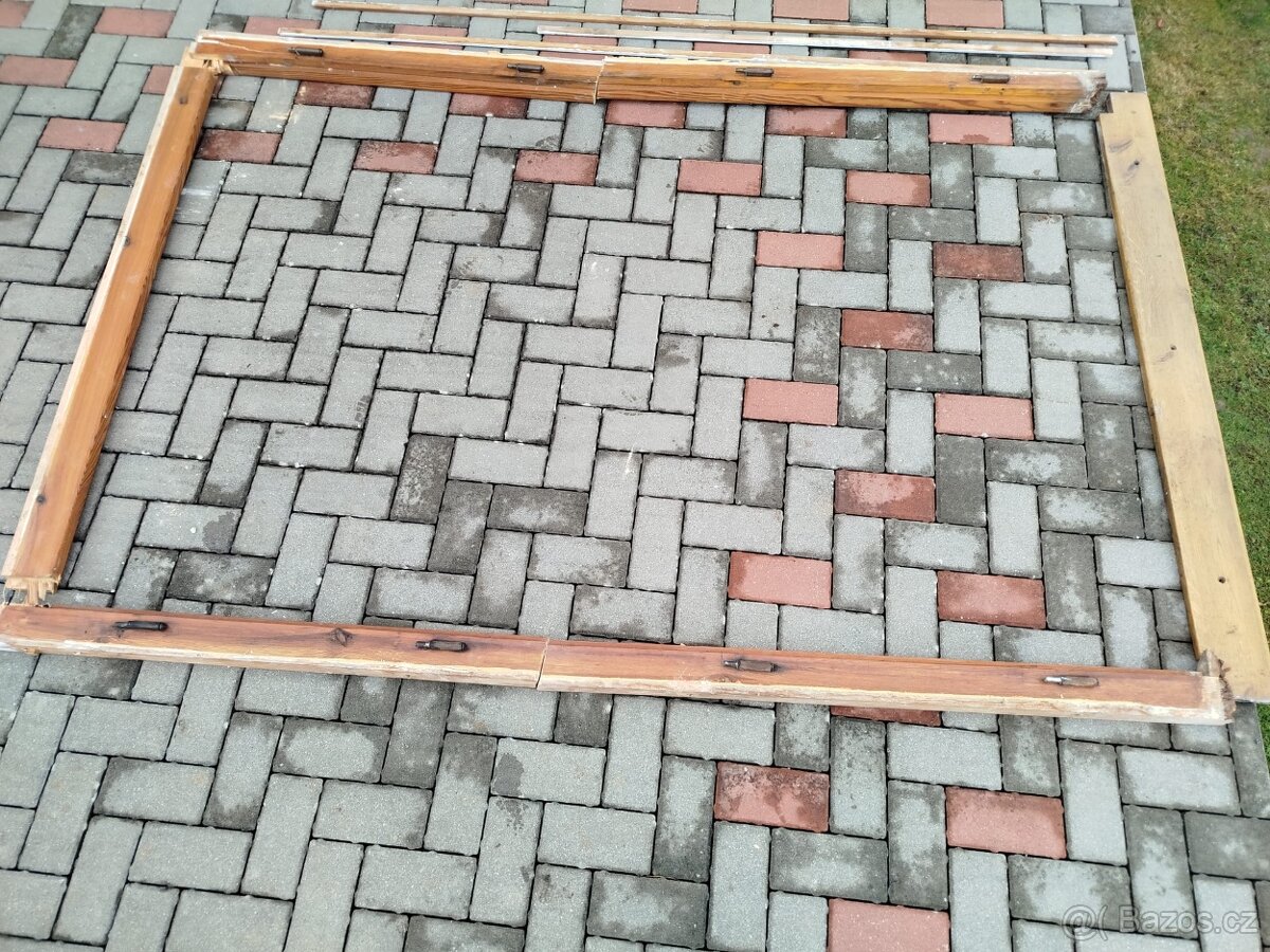 Dvoukřídlé dřevěné dveře s rámem – masiv, prosklené - 4