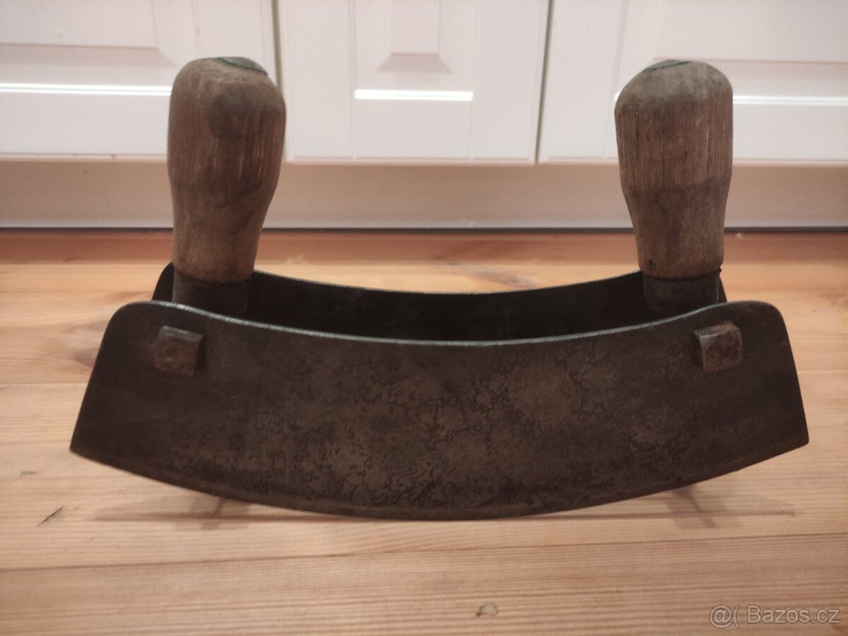 Řeznická kolébka sekaček - 4