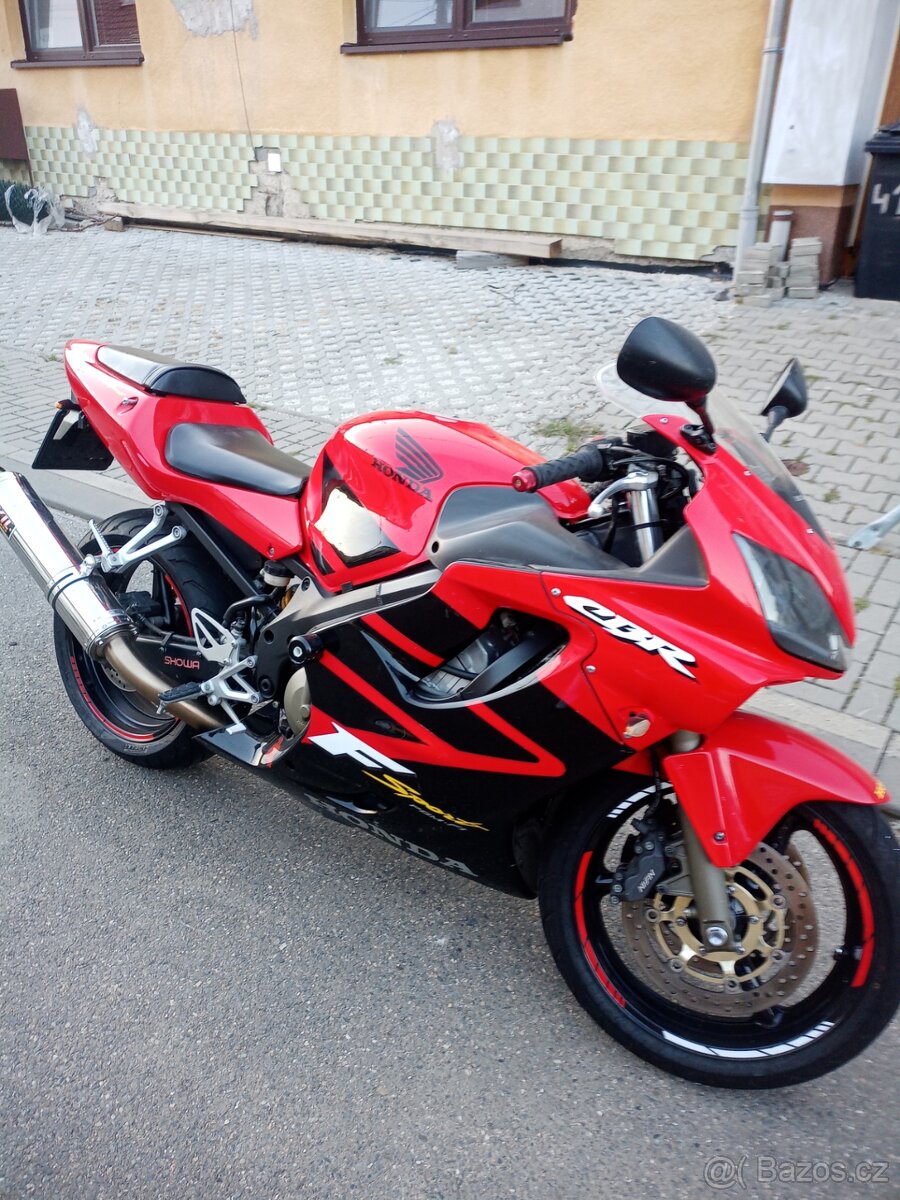 Honda CBR 600f - 4