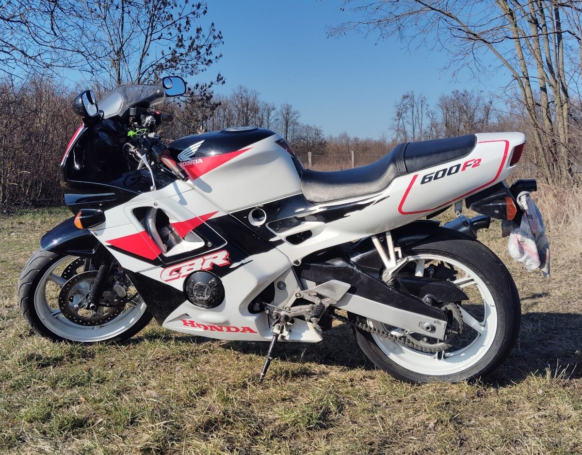 Honda CBR 600 F - 4