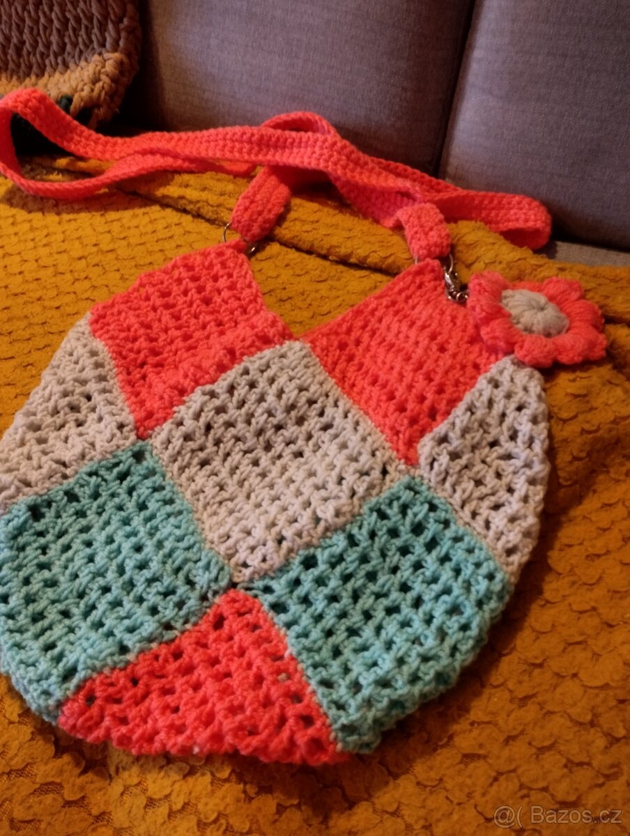 Háčkovaná kabelka - 4