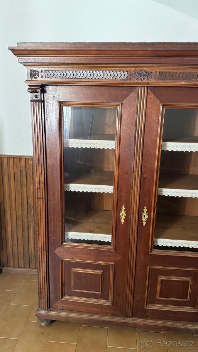 Starozitna skrin na servis - 4