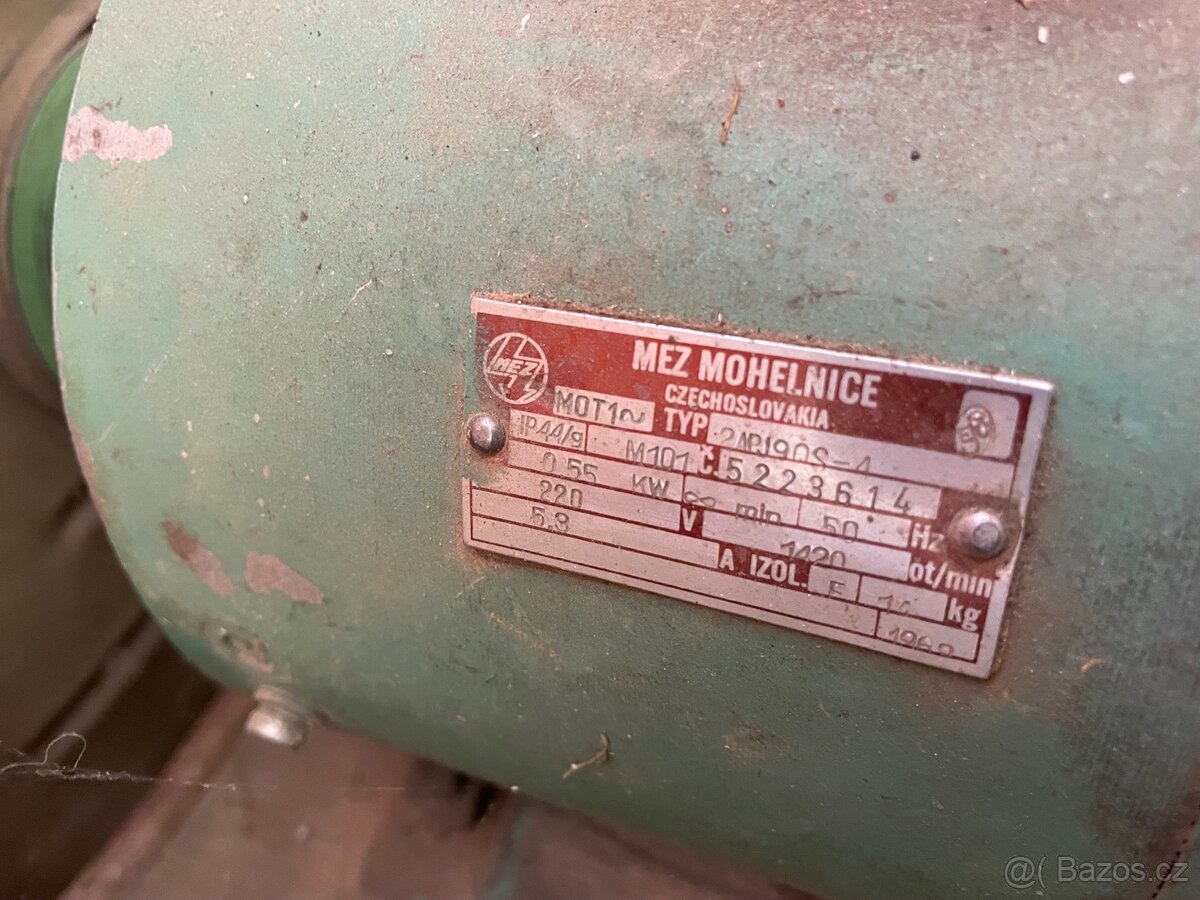 Pístový kompresor 220V - 4