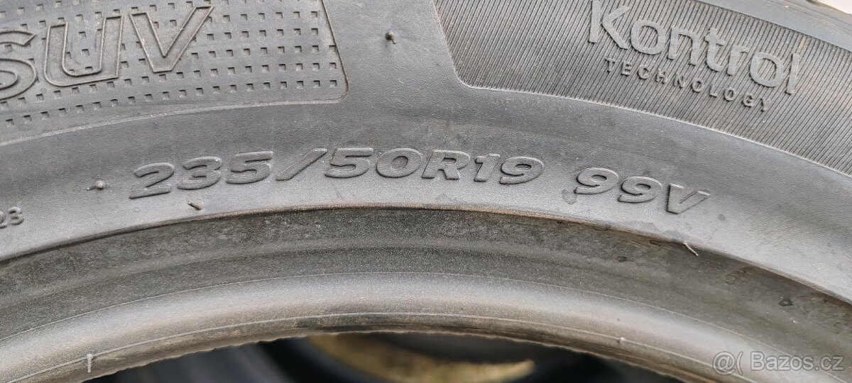 Pneu Hankook 235/50R19 - 4