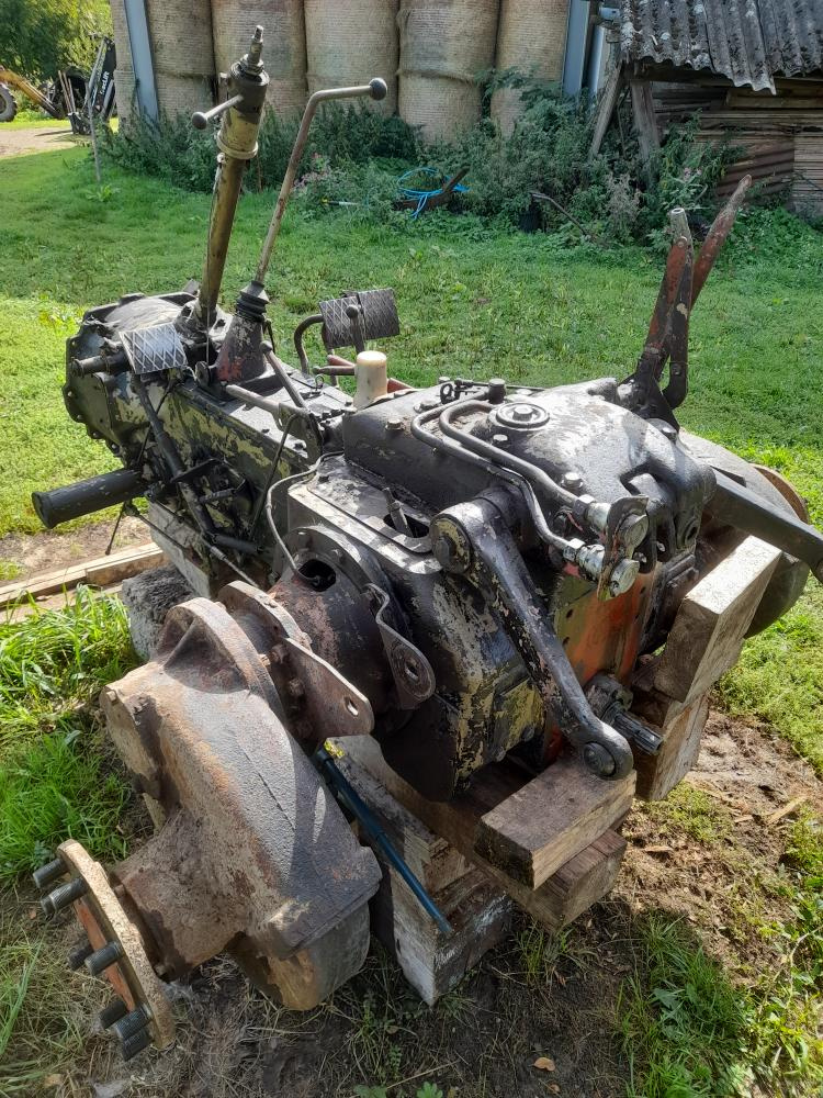 Zadek zetor 6911 - 4