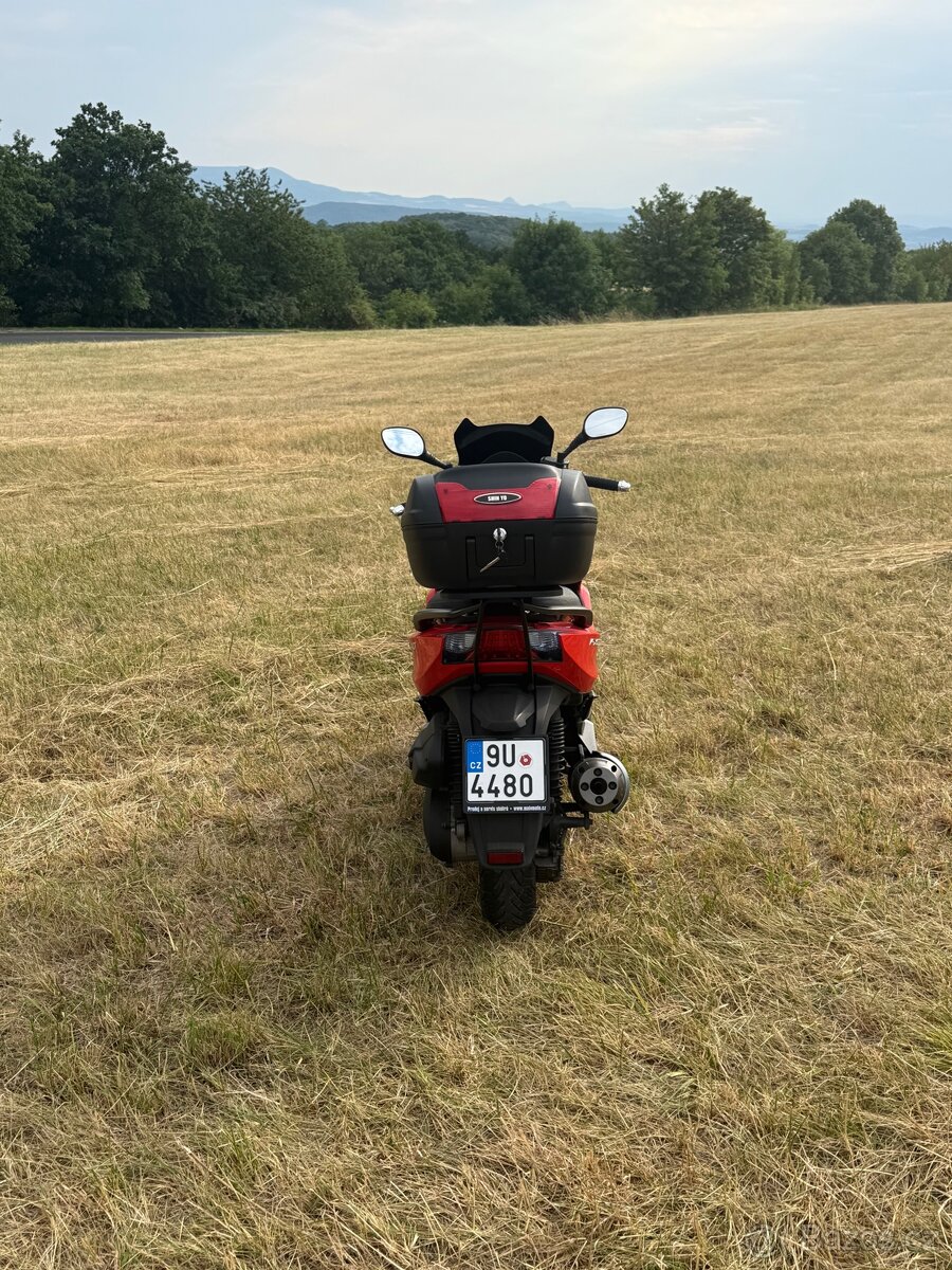 KYMCO K-XCT 125i - 4