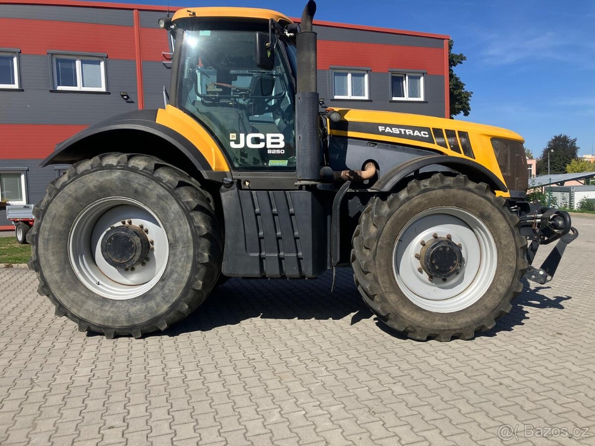 JCB Fastrac 8250 - 4