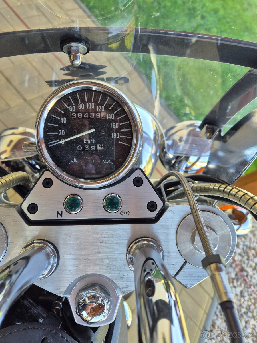 Suzuki Marauder VZ800 - 4