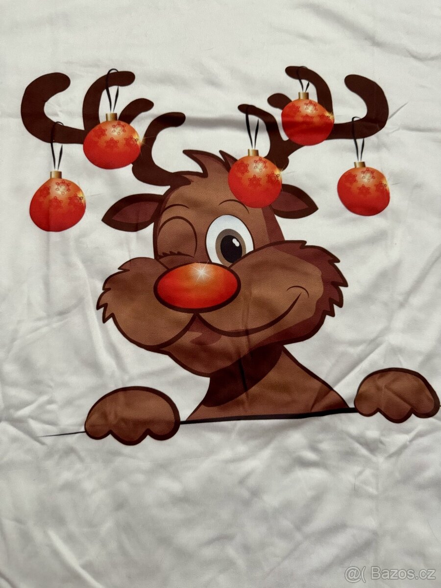 Nové tričko se sobem oversized - 4