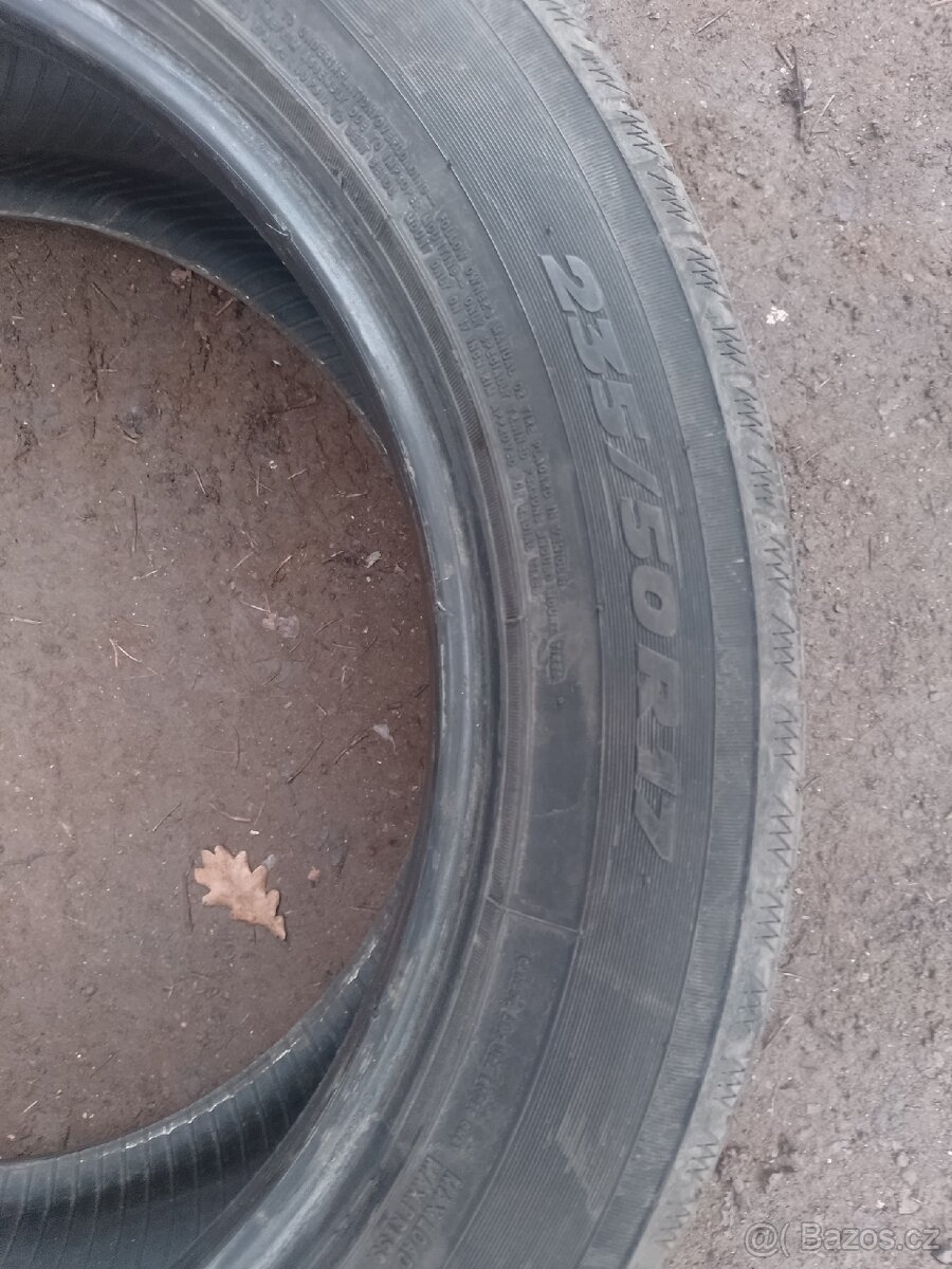 Zimní pneu 235/50 R17 - 4