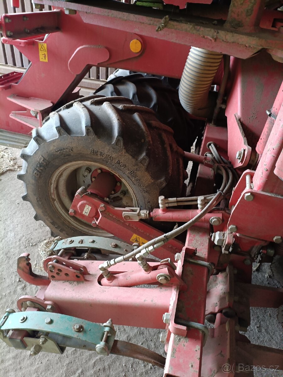 Kverneland U-drill 6000 - 4