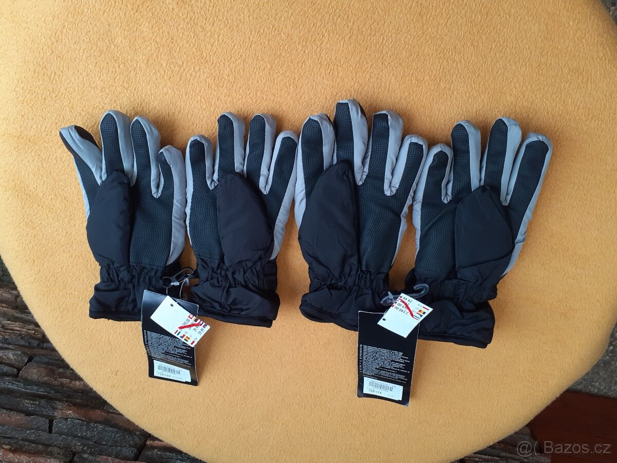 Prodám 2 páry dětských rukavic, vel. zhruba 7 - 10 roků - 4