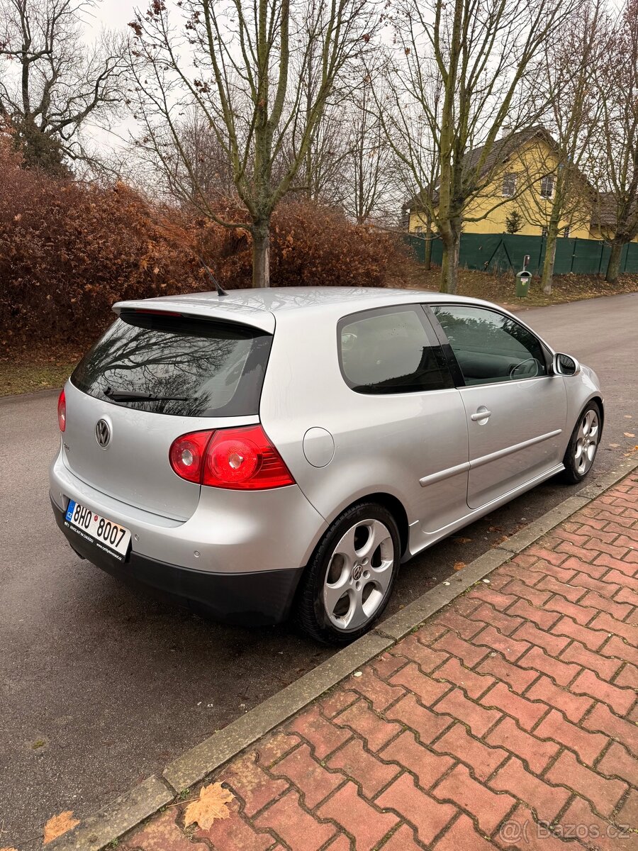 Volkswagen Golf 5 GTI - 4