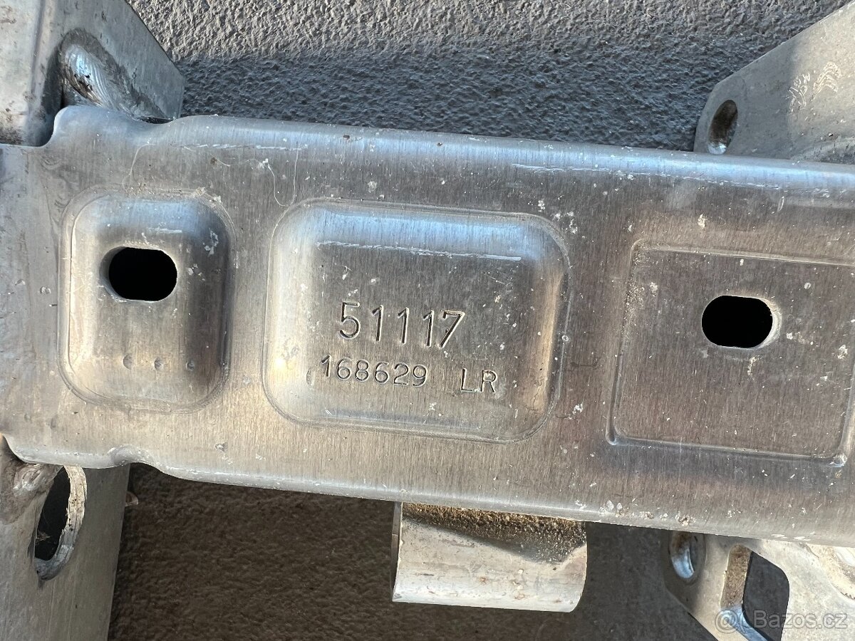 Citroen C4 Picasso II - výztuha zadního nárazníku - 4