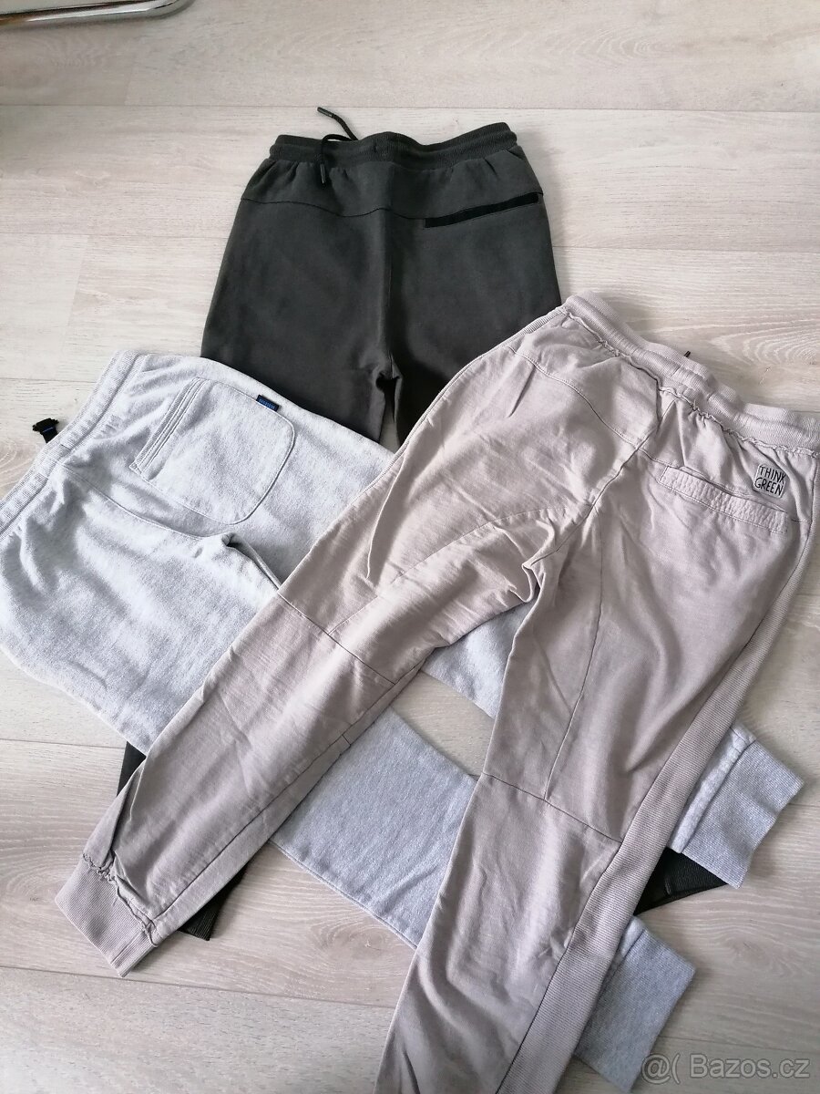 Chlapecké tepláky zn. Reserved vel. 158 - 4