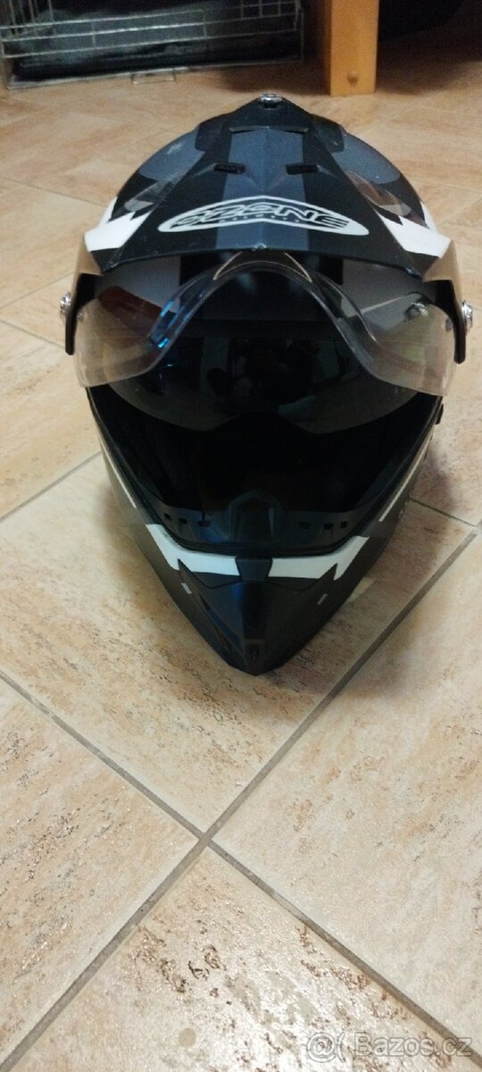 Helma Ozone, velikost M - 4