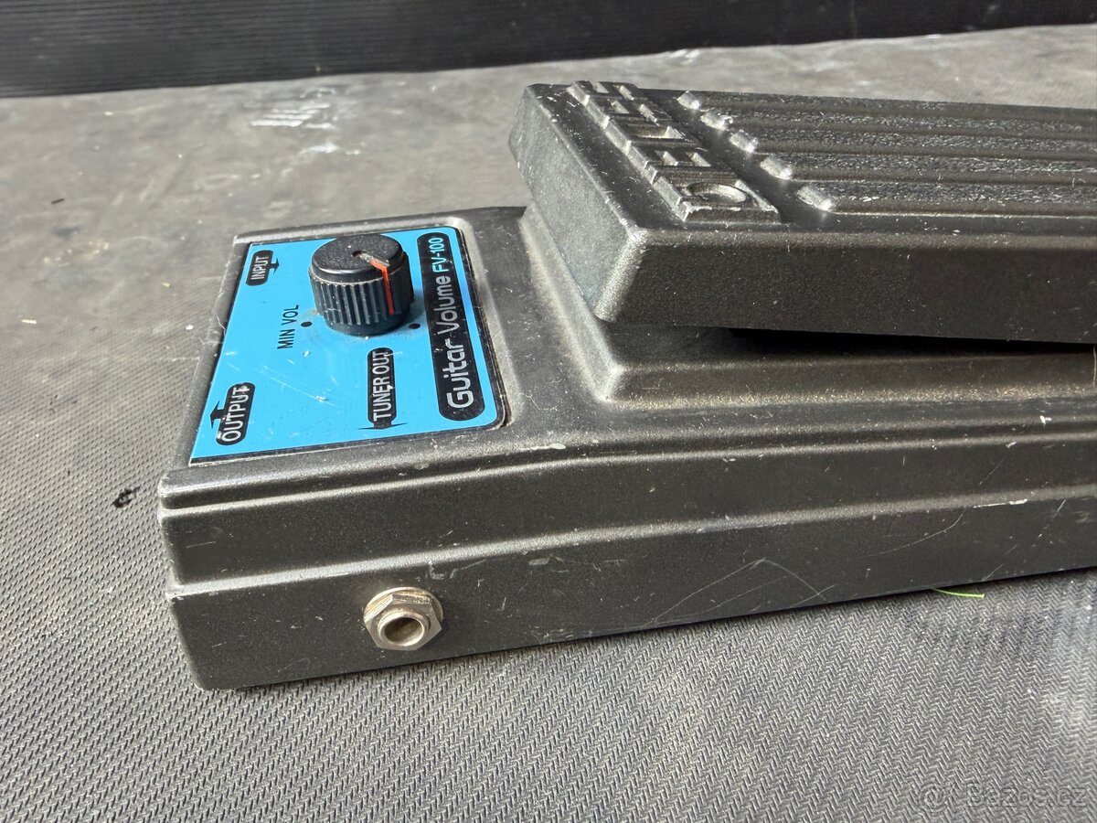 Boss FV-100 Volume Pedal - 4
