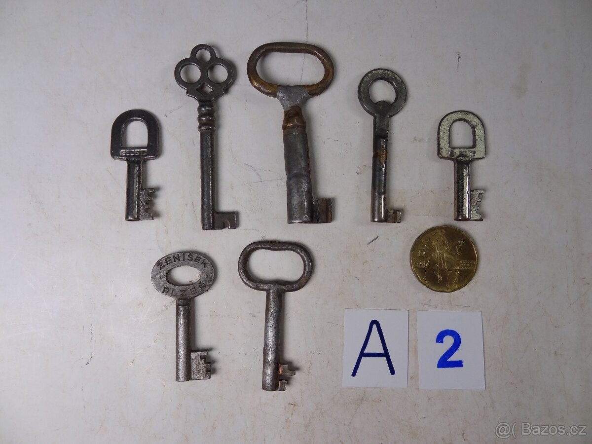 Staré klíče. Sbírka. Velké množství. - 4