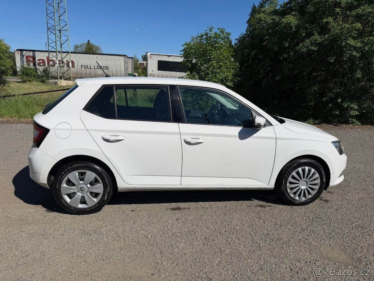 FABIA - 4