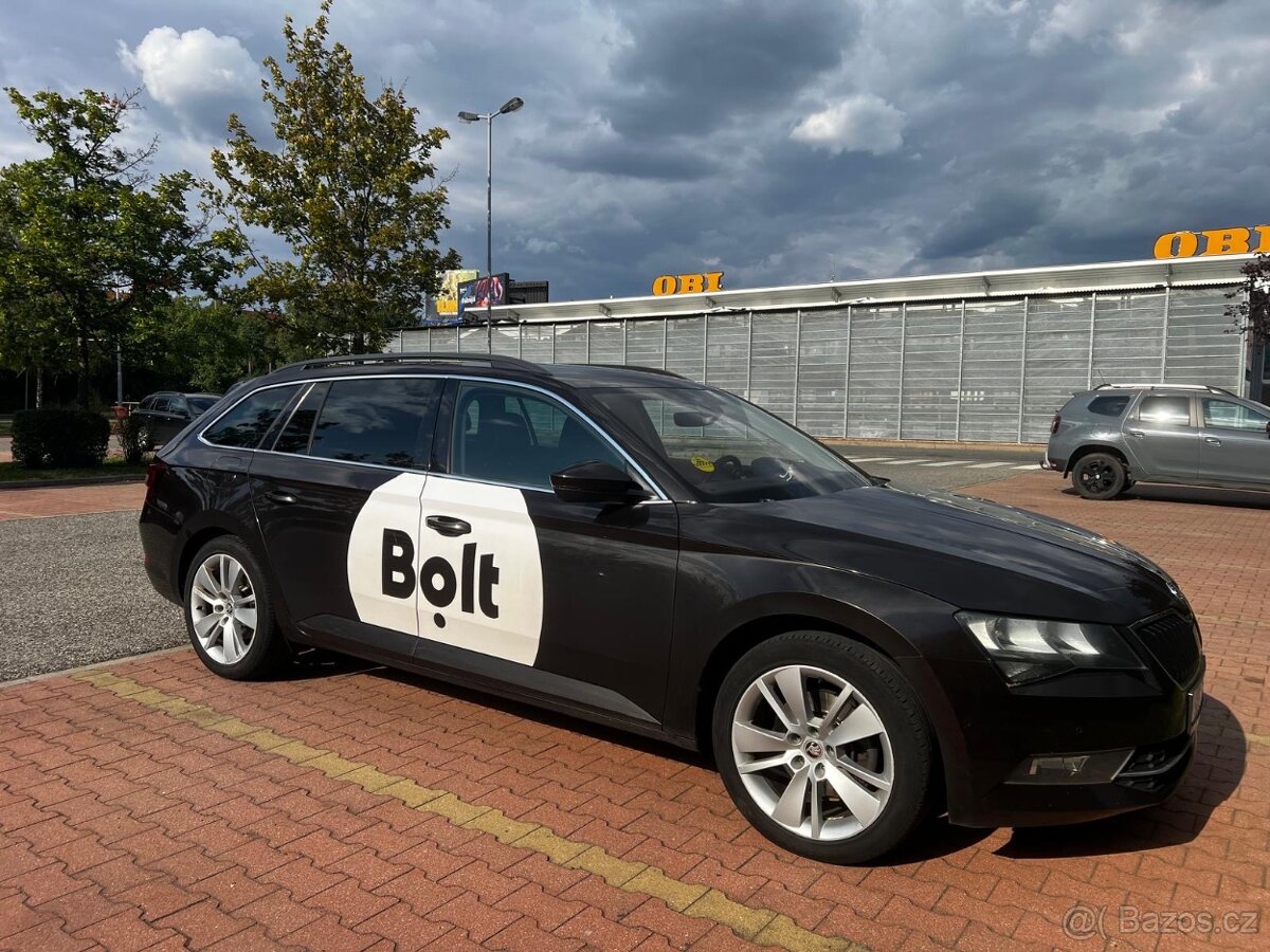 Škoda Superb 2.0 DSG - 4