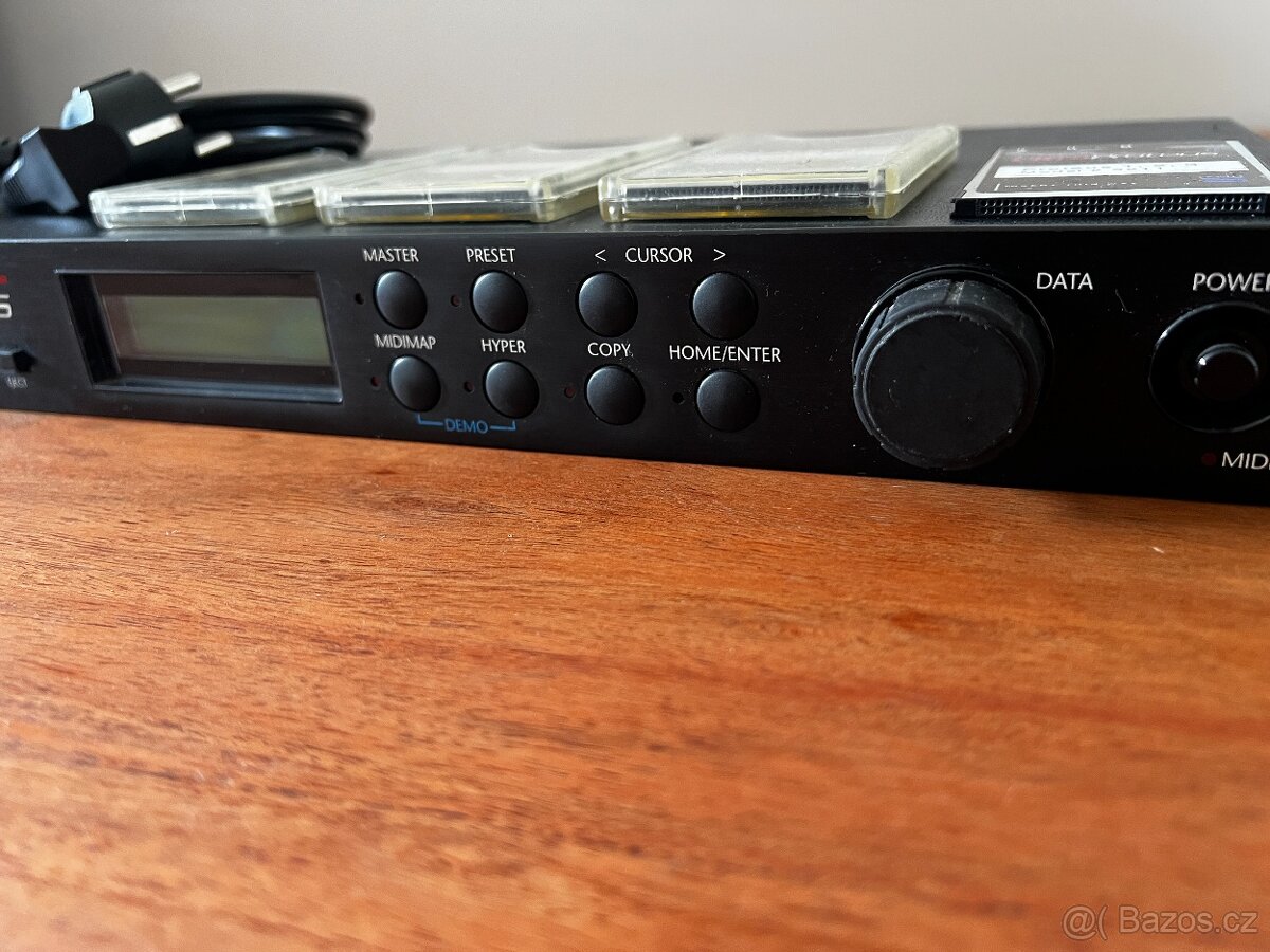 E-MU UltraProteus + 4 karty (ROM i RAM) - 4