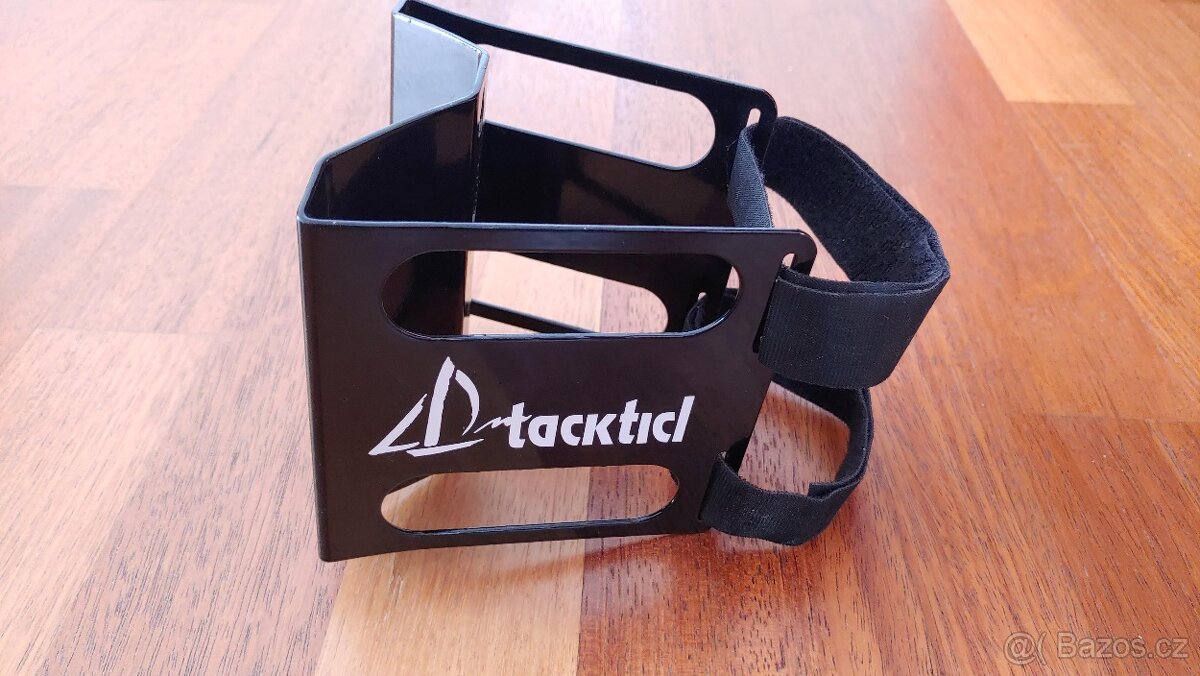 Tacktick držák displeje na stěžen - 4