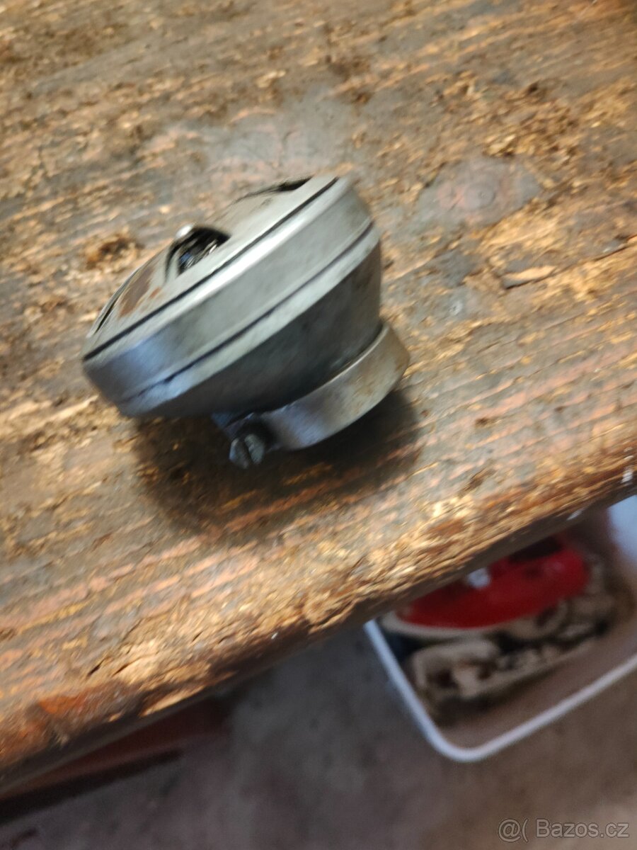 Kryt karburátoru Jawa 250/353 - 4