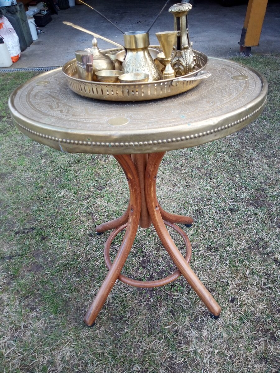 Čajový stolek s příslušenstvím - 4