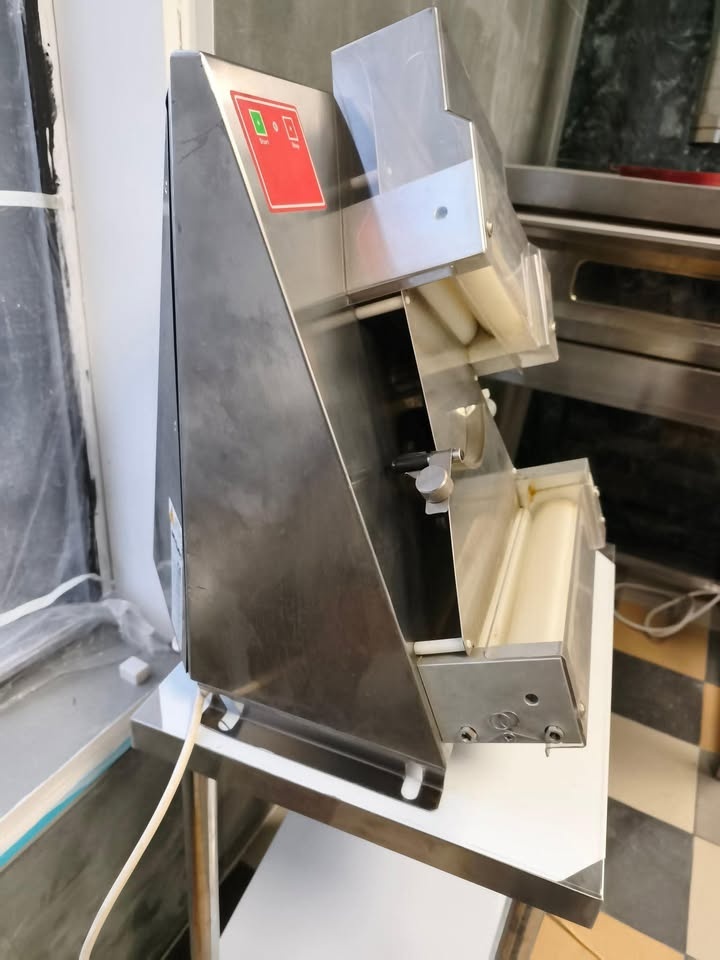 Vyvalovačka těsta GAM P30 A - 4