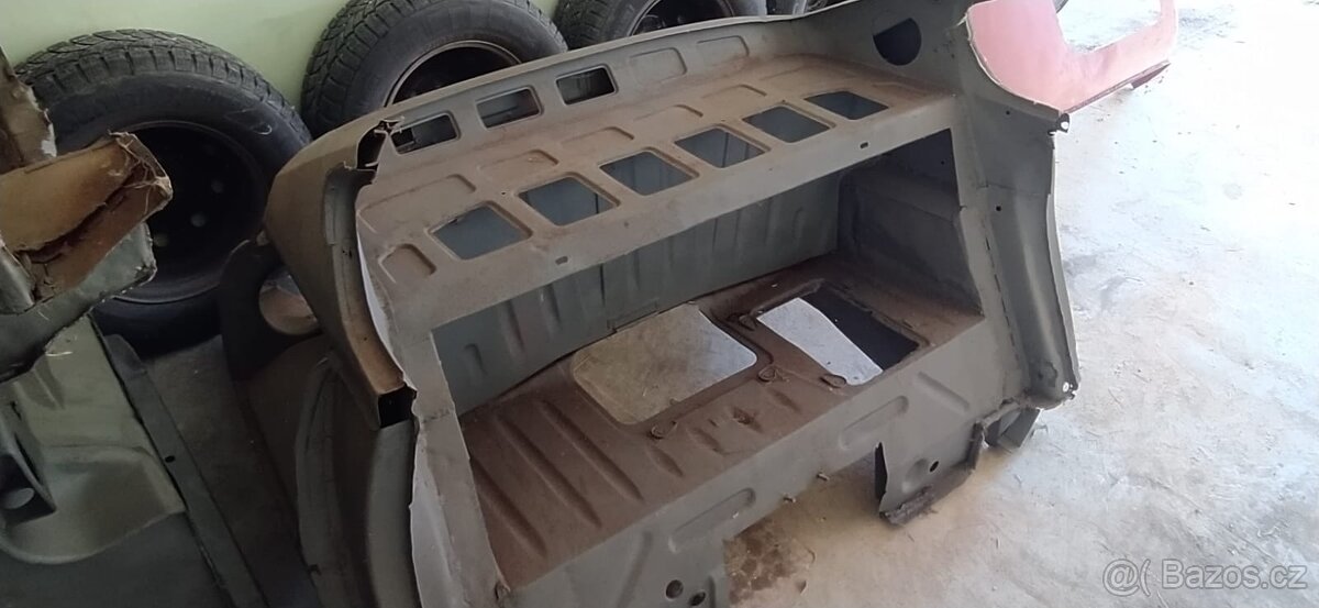 Karosářské díly Škoda 110R - 4