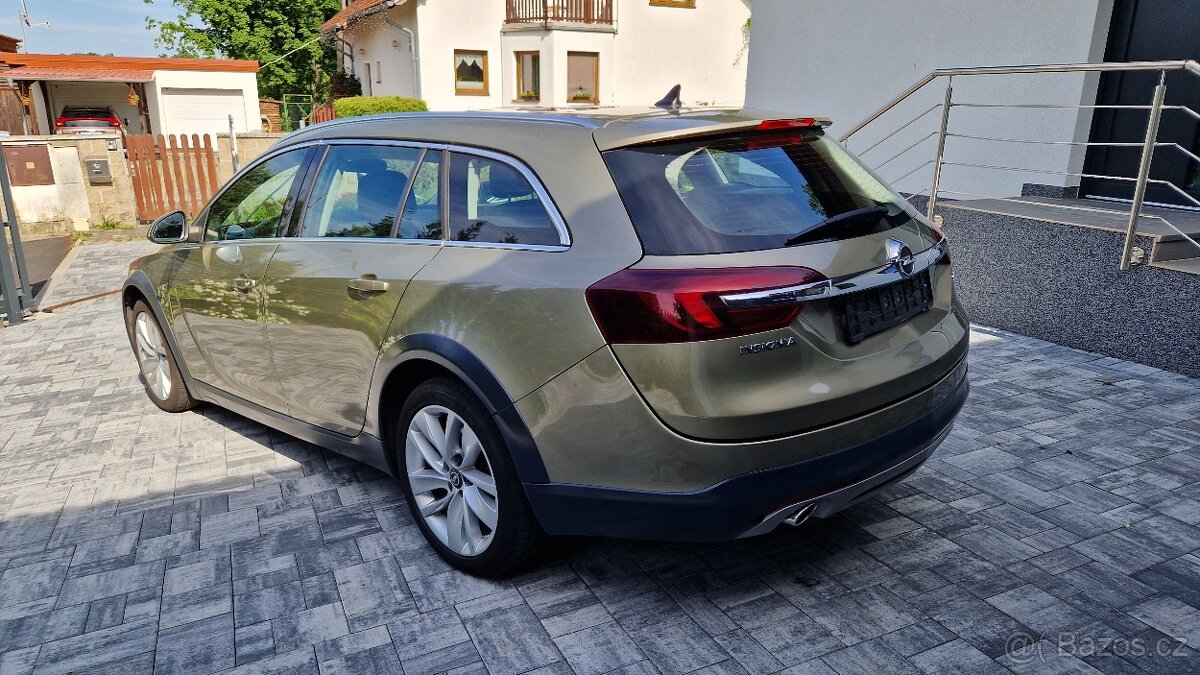 OPEL INSIGNIA COUNTRY TOURER 4x4 2.0 CDTI 120KW.ALU KOLA 18. - 4