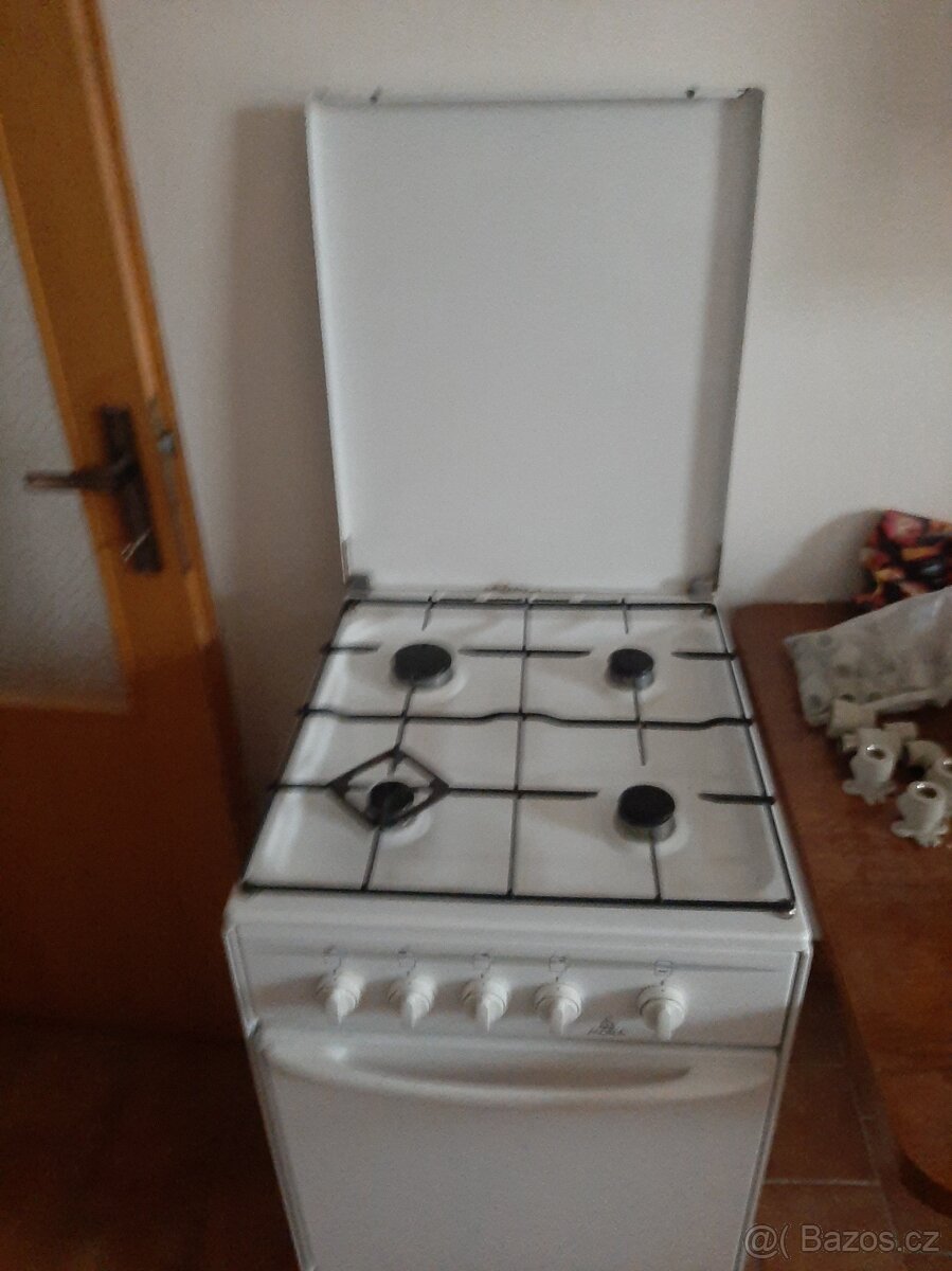 Prodám plynový sporák - 4