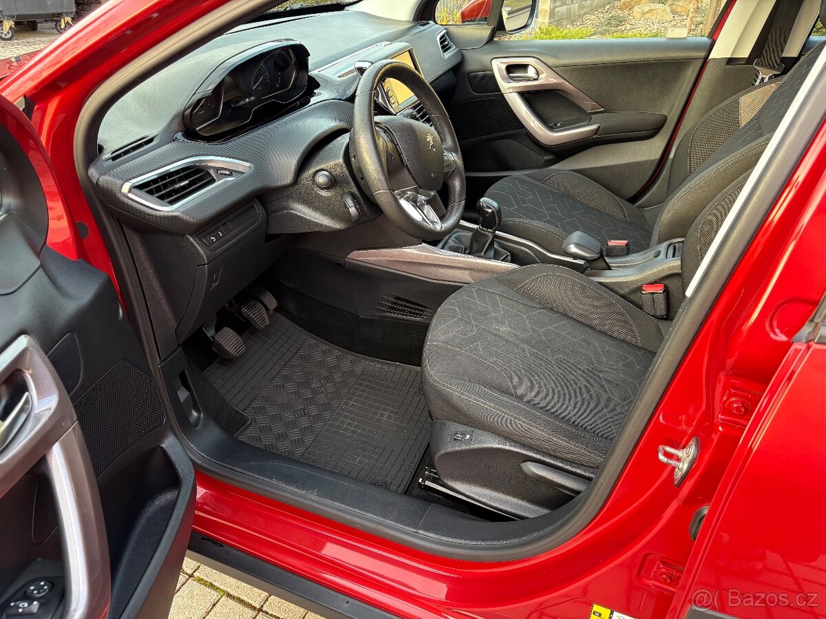 Peugeot 2008, 86000 km, rok výr. 2016 - 4