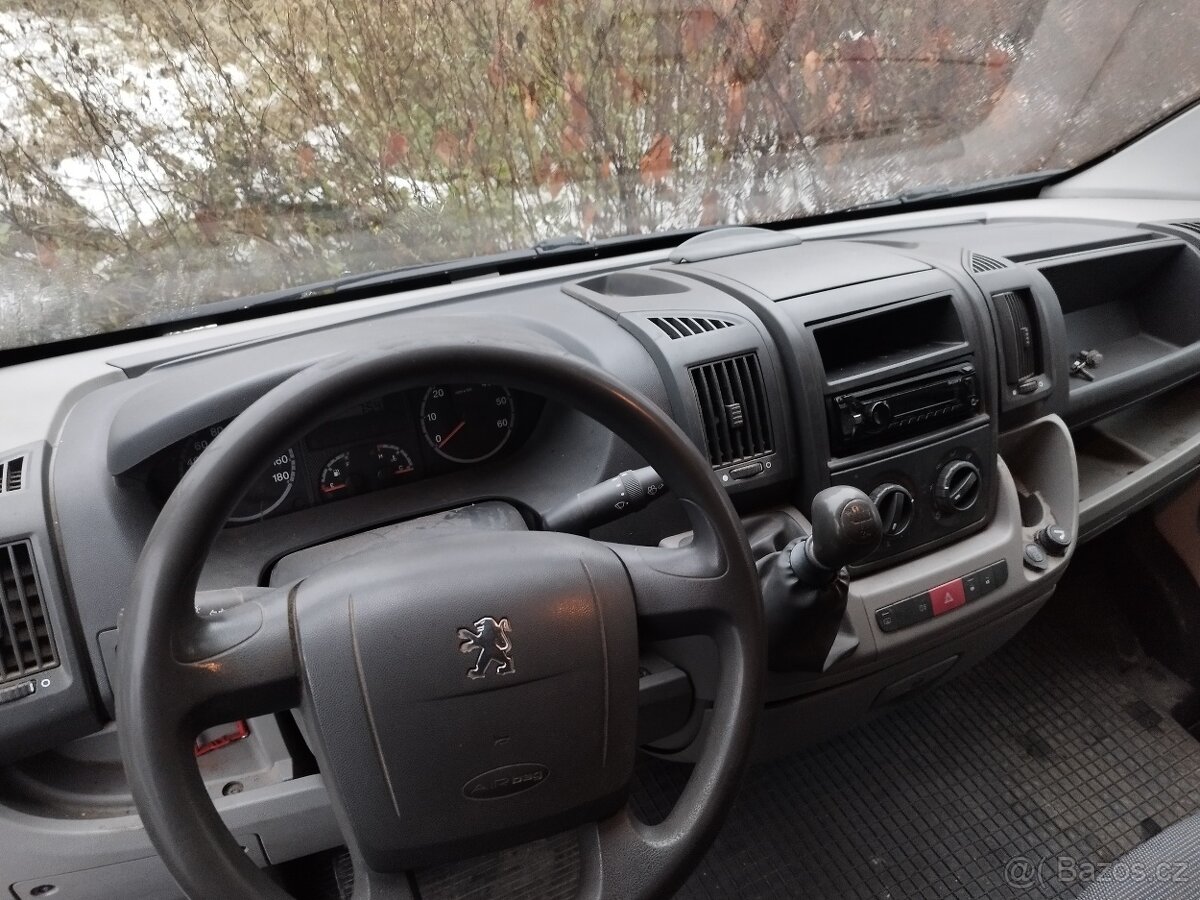 Prodám Peugeot boxer 2.2 74kw rok 2009 - 4