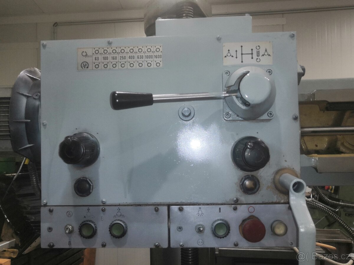 Radiální vrtačka 2K52-1 jako nová - 4