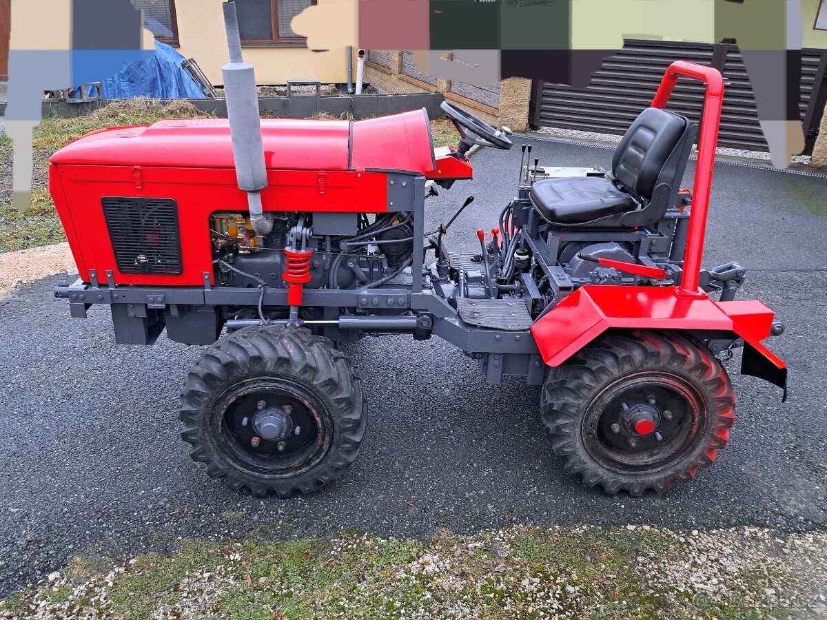 Prodam Traktor 4x4 - 4