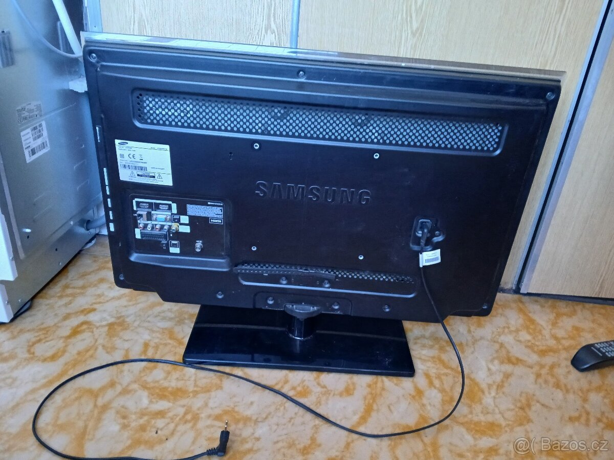 32" TV samsung LE32D550 - 4